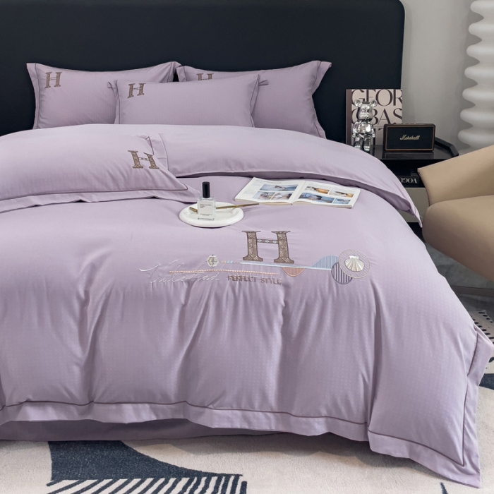 91家纺网 家纺一手货源 找家纺 靓生活 2023新款欧曼系列锦棉提花刺绣四件套 欧曼-浅紫