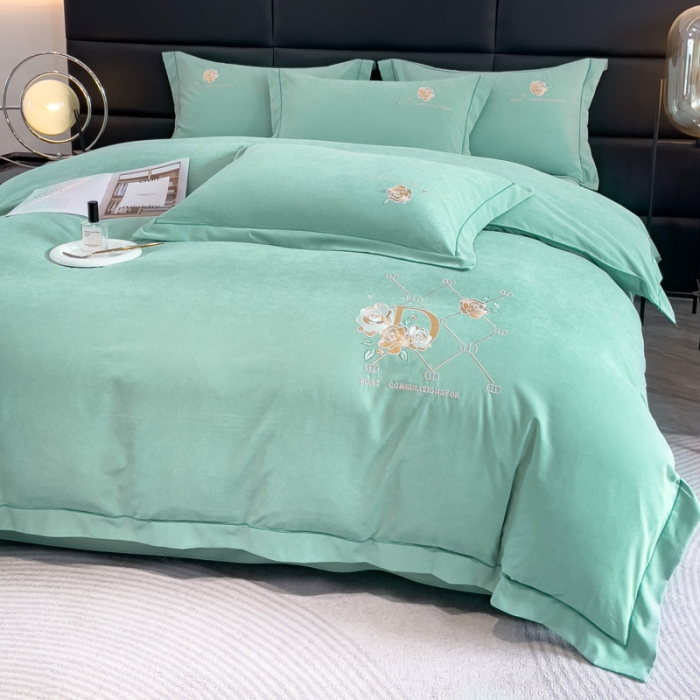 91家纺网 家纺一手货源 找家纺 靓生活 2023新款爱丽丝系列锦棉提花刺绣四件套 爱丽丝-清水绿