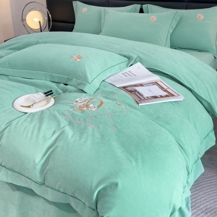 91家纺网 家纺一手货源 找家纺 靓生活 2023新款爱丽丝系列锦棉提花刺绣四件套 爱丽丝-清水绿