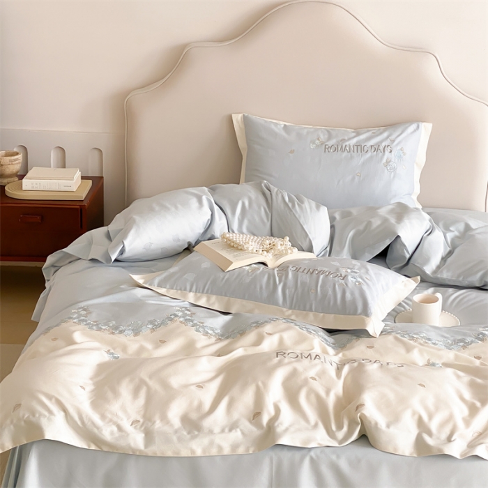 91家纺网 家纺一手货源 找家纺 MIU缪家居 2023新款100支全棉提花四件套-丝绒玫瑰 丝绒玫瑰-蓝