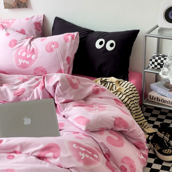 91家纺网 家纺一手货源 找家纺 海岛哥哥 2023新款大眼睛超柔水洗棉系列四件套 大眼睛-粉豹纹