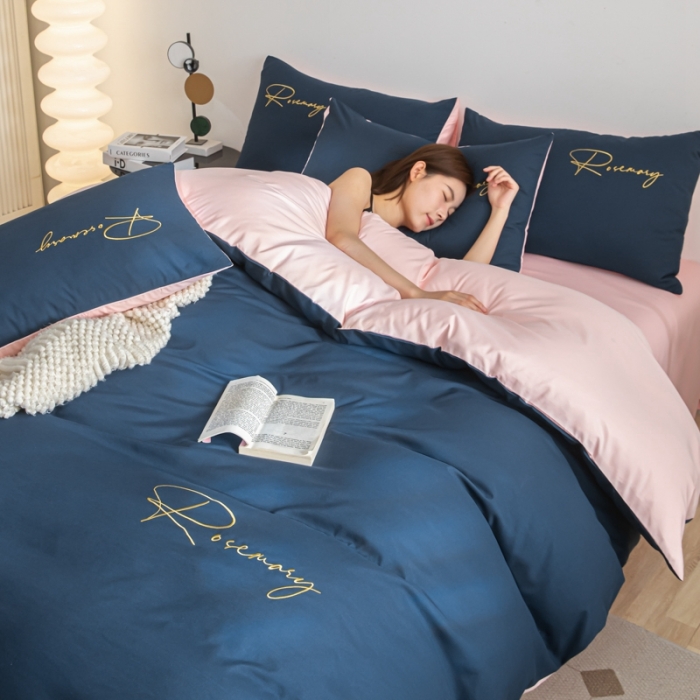 91家纺网 家纺一手货源 找家纺 火麒麟 2023新款亲肤水洗棉轻奢刺绣四件套-倾城系列 藏青-奶油粉