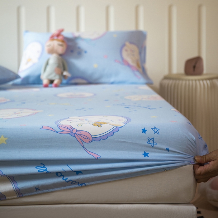 91家纺网 家纺一手货源 找家纺 博雅 2023新款全棉卡通印花床笠 玉桂狗