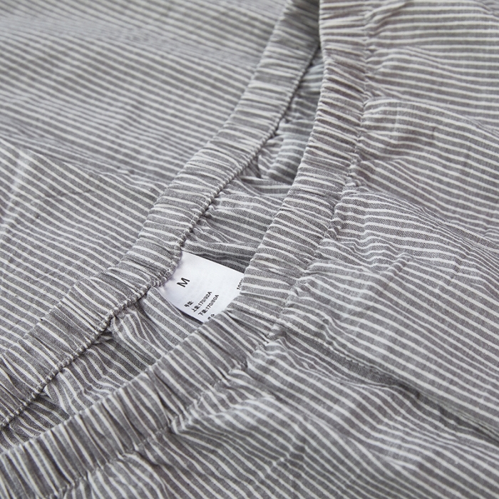 91家纺网 家纺一手货源 找家纺 玖弘 2023新款水洗棉长袖家居服 灰密条男长袖