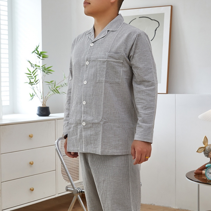 91家纺网 家纺一手货源 找家纺 玖弘 2023新款水洗棉长袖家居服 灰密条男长袖