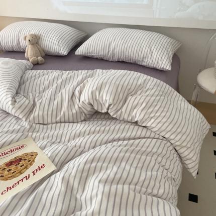 91家纺网 家纺一手货源 找家纺 （总）阿曼达 2023新款水洗m条纹软糯糯系列四件套-场景二