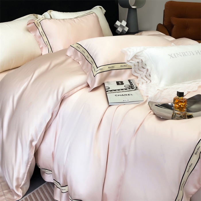 91家纺网 家纺一手货源 找家纺 馨蕊 2023秋冬新品LF奥地利兰精天丝缪系列四件套 初夏粉