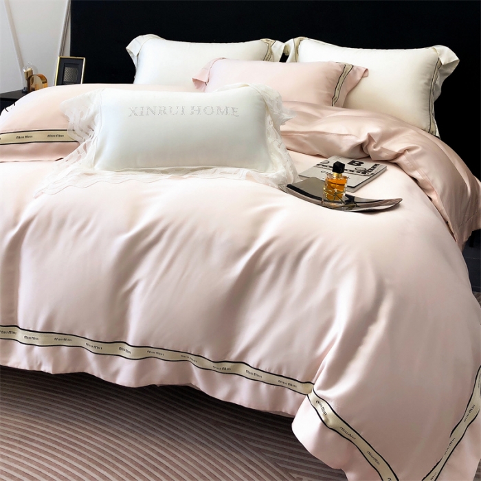 91家纺网 家纺一手货源 找家纺 馨蕊 2023秋冬新品LF奥地利兰精天丝缪系列四件套 初夏粉