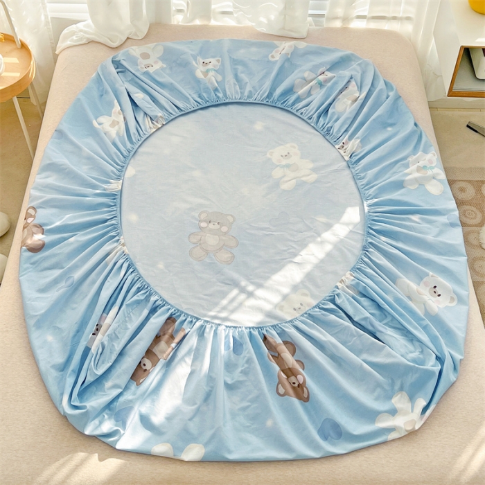 91家纺网 家纺一手货源 找家纺 名兮 2023新款全棉印花床笠 抱抱熊