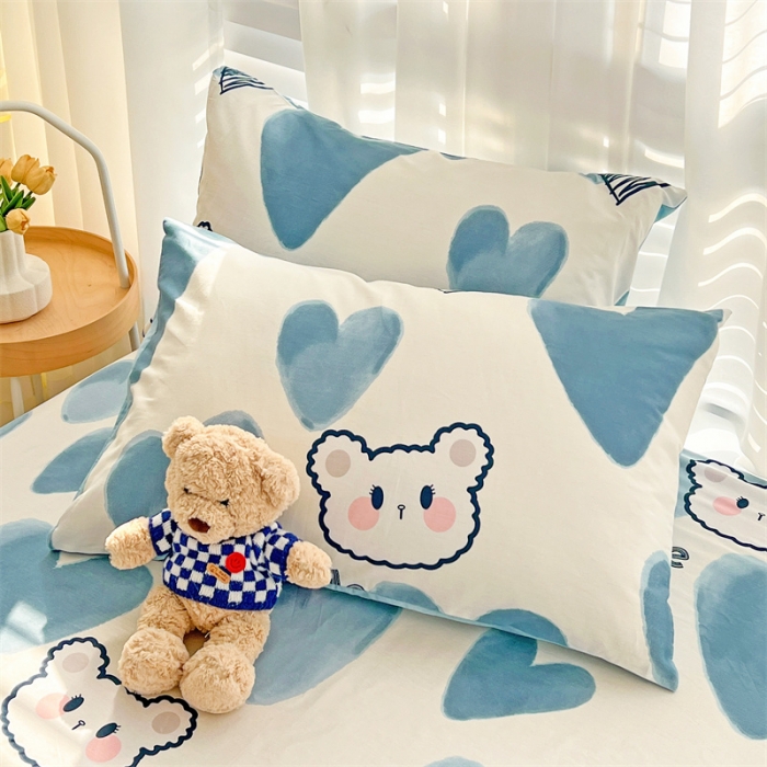 91家纺网 家纺一手货源 找家纺 名兮 2023新款全棉印花床笠 波波熊