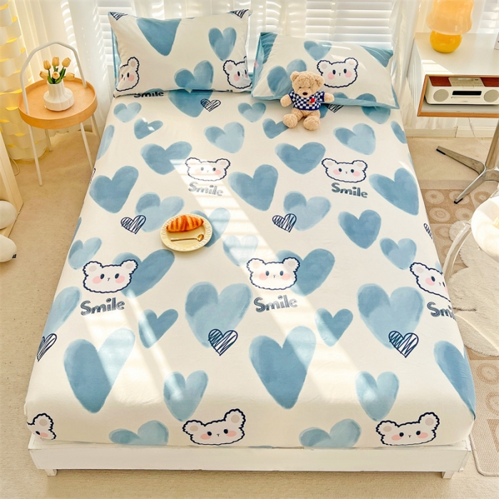 91家纺网 家纺一手货源 找家纺 名兮 2023新款全棉印花床笠 波波熊