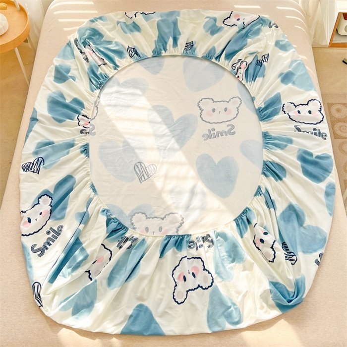 91家纺网 家纺一手货源 找家纺 名兮 2023新款全棉印花床笠 波波熊