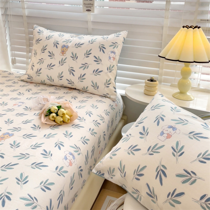 91家纺网 家纺一手货源 找家纺 名兮 2023新款全棉印花床笠 花花熊