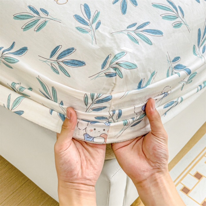 91家纺网 家纺一手货源 找家纺 名兮 2023新款全棉印花床笠 花花熊