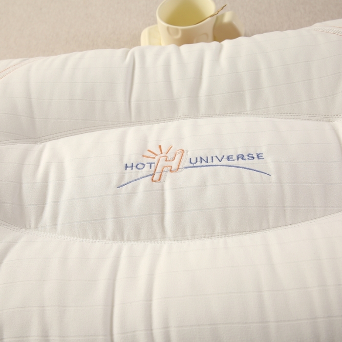 91家纺网 家纺一手货源 找家纺 赛格时代家居 2023新款漂浮入睡舒适定型羽丝绒枕