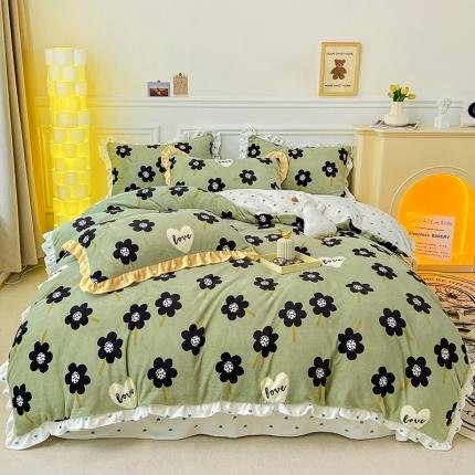 91家纺网 家纺一手货源 找家纺 （总）梵克保罗 2024秋冬新品韩版印花牛奶绒花边款四件套 跑量牛奶绒