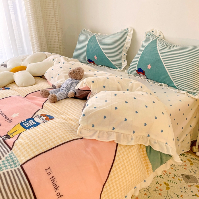 91家纺网 家纺一手货源 找家纺 梵克保罗 2024秋冬新品韩版印花牛奶绒花边款四件套 布兰妮