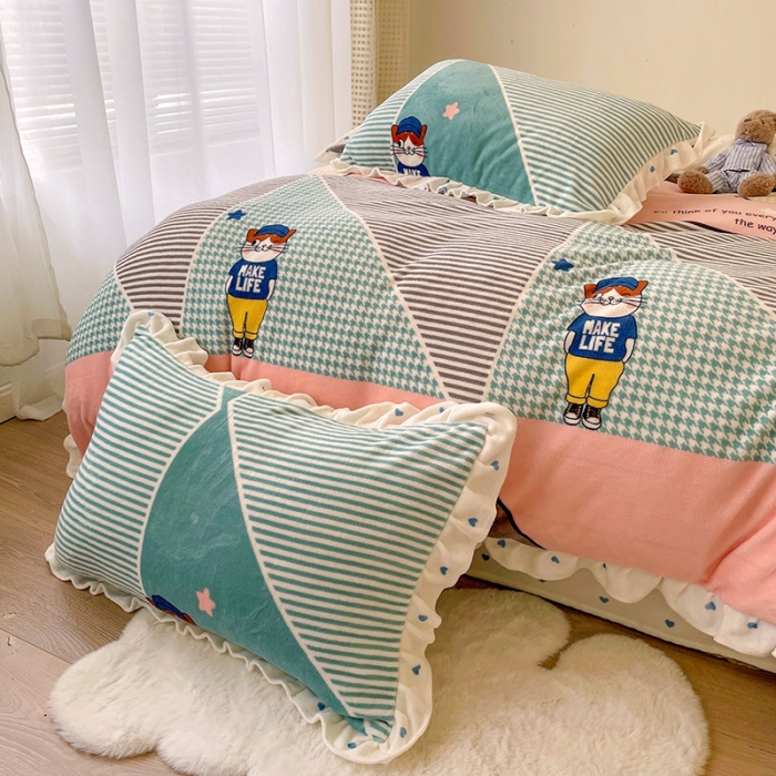 91家纺网 家纺一手货源 找家纺 梵克保罗 2024秋冬新品韩版印花牛奶绒花边款四件套 布兰妮