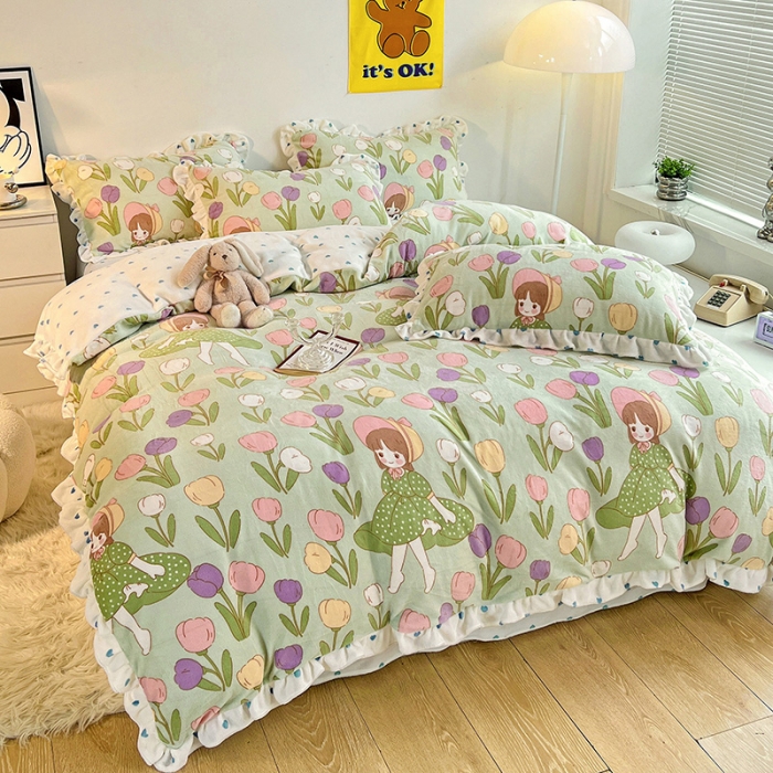 91家纺网 家纺一手货源 找家纺 梵克保罗 2024秋冬新品韩版印花牛奶绒花边款四件套 绿野仙踪