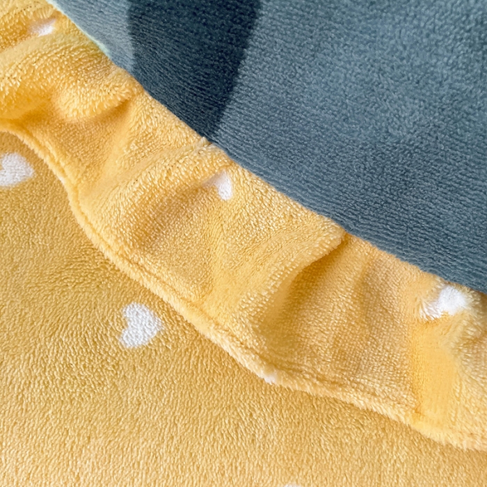 91家纺网 家纺一手货源 找家纺 梵克保罗 2024秋冬新品韩版印花牛奶绒花边款四件套 足球小镇