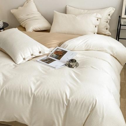 91家纺网 家纺一手货源 找家纺 古吉梦 2023新款A类抗菌防螨纽扣提花四件套磨毛秋冬款 奶昔白+香槟金