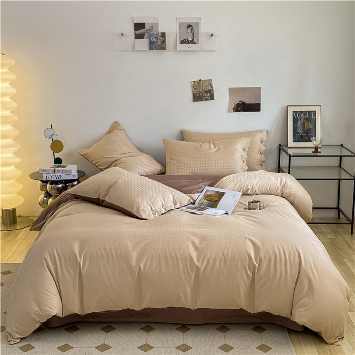 91家纺网 家纺一手货源 找家纺 古吉梦 2023新款A类抗菌防螨纽扣提花四件套磨毛秋冬款 香槟金+棕咖