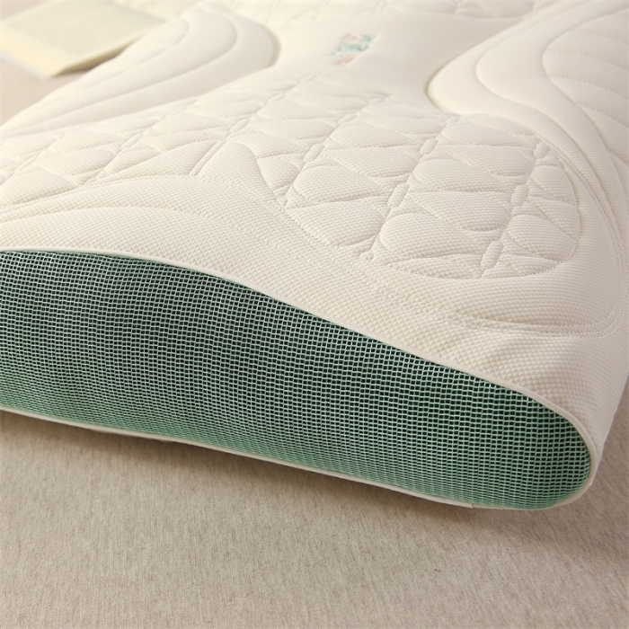 91家纺网 家纺一手货源 找家纺 赛格时代  2023新款柔道护颈定型羽丝绒枕