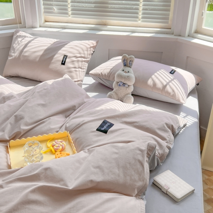 91家纺网 家纺一手货源 找家纺 绵庭家纺 2023新款全棉水洗棉拼色四件套 烟粉+绅士灰