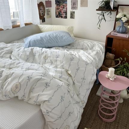 91家纺网 家纺一手货源 找家纺 总 恋恋三季 新款13372法式复古小清新全棉印花四件套系列-南法假日