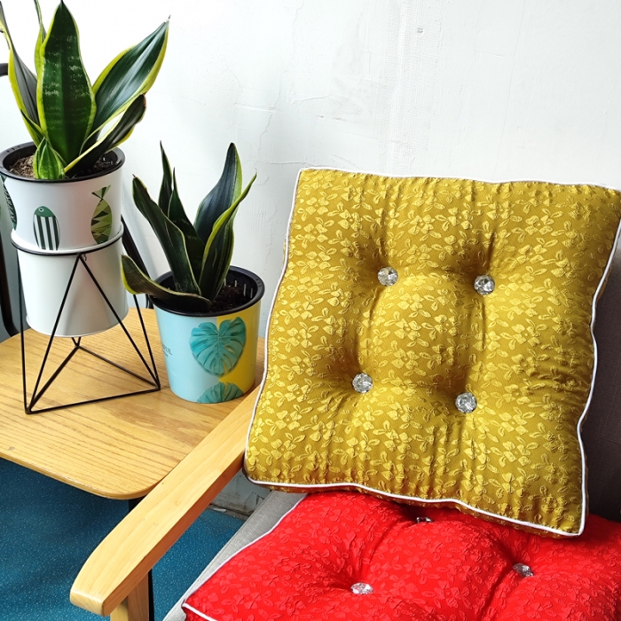 91家纺网 家纺一手货源 找家纺 （总）李帅家居体提花坐垫立体坐垫纯色外贸垫子出口地板垫椅子垫屁垫