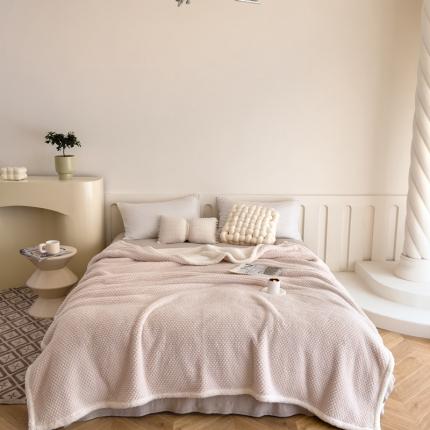 91家纺网 家纺一手货源 找家纺 佰亿莱 2024新款塔芙绒羊羔绒多功能毯 象牙白