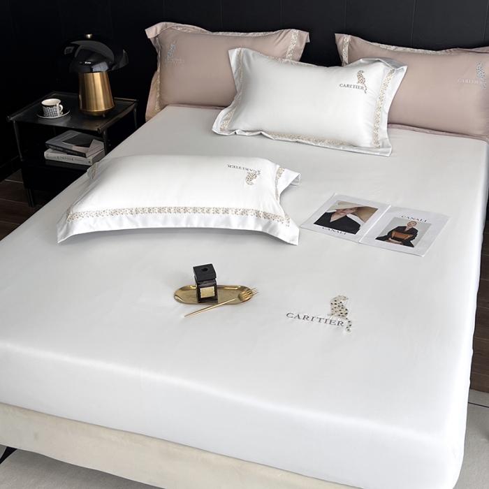 91家纺网 家纺一手货源 找家纺 优悦 2023新款轻奢磨毛刺绣床笠 布鲁-白