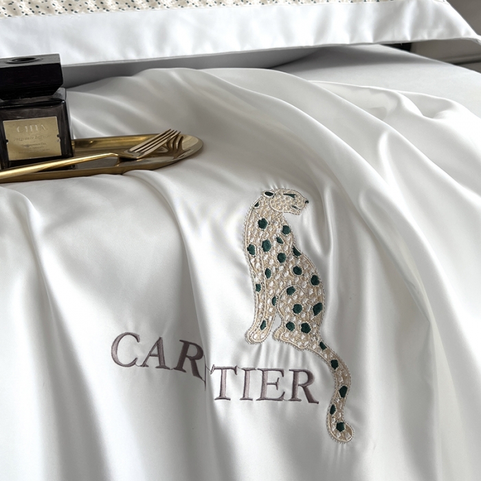 91家纺网 家纺一手货源 找家纺 优悦 2023新款轻奢磨毛刺绣床笠 布鲁-白