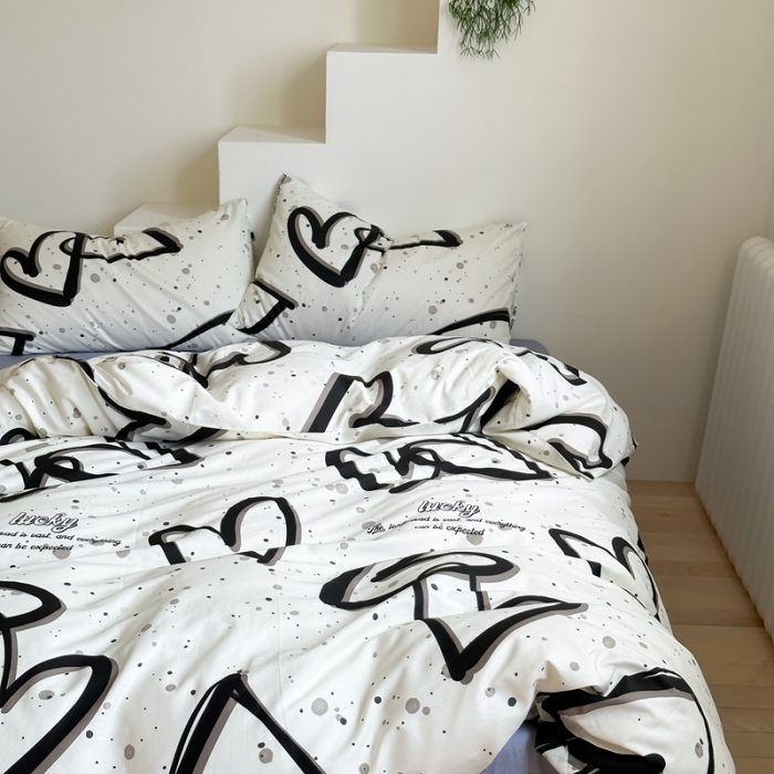 91家纺网 家纺一手货源 找家纺 昔可家纺 2023新款北欧风全棉四件套 泼墨爱心黑