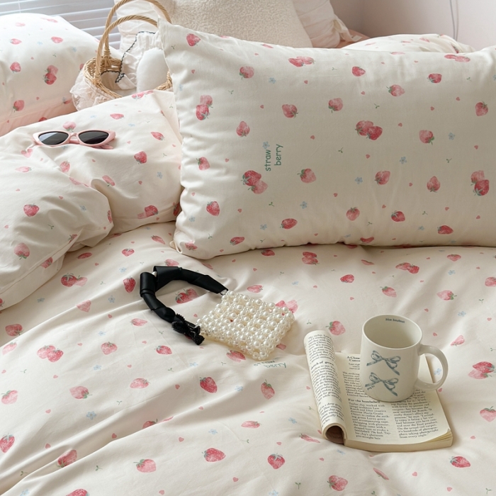 91家纺网 家纺一手货源 找家纺 昔可 2023新款学生季全棉四件套-小花系列 少女粉草莓