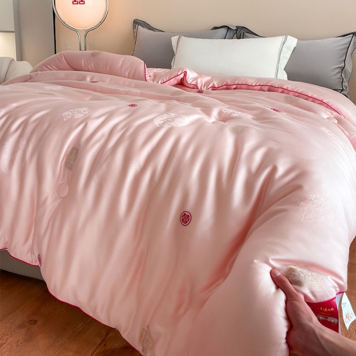 91家纺网 家纺一手货源 找家纺 A+爱家 2024新款100支天丝棉龙凤双喜婚庆被 龙凤双喜-粉色