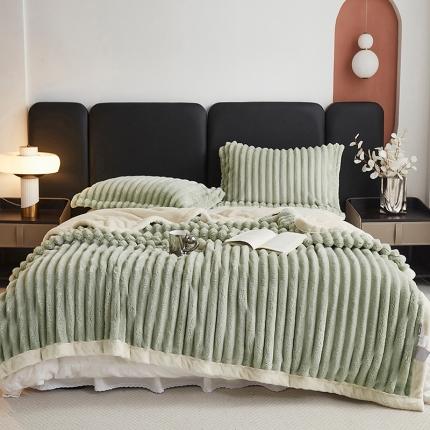 91家纺网 家纺一手货源 找家纺 坦客 2025新款玉兔绒毯（跨境外贸） 玉兔-奶茶绿