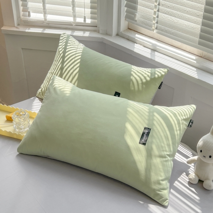 91家纺网 家纺一手货源 找家纺 绵庭家纺 2023新款全棉水洗棉拼色单品枕套 果绿+绅士灰