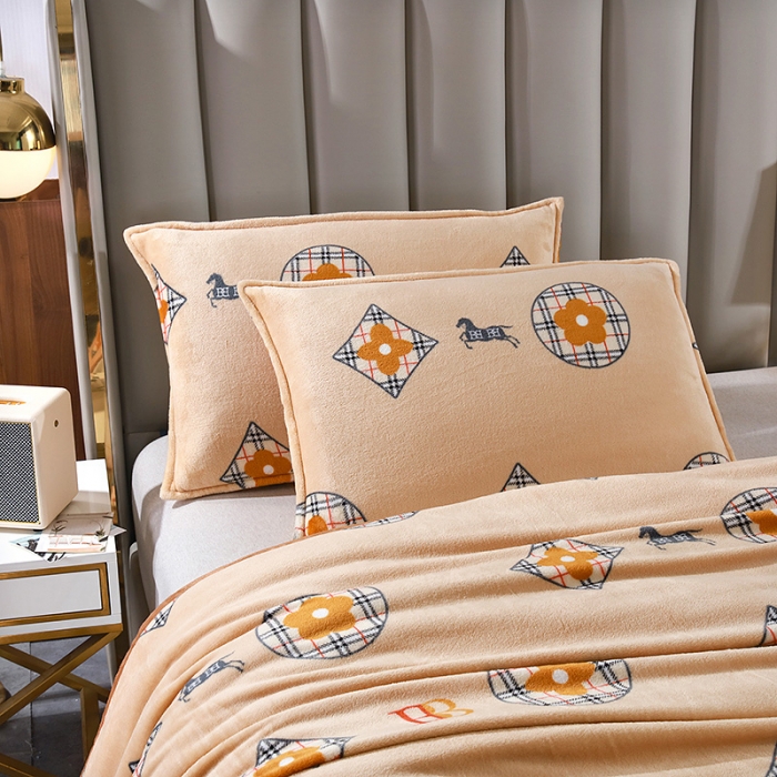 91家纺网 家纺一手货源 找家纺 赋雅 新款300克双面绒毯子超柔加厚云貂绒法莱绒 宝莉格