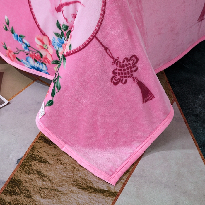 91家纺网 家纺一手货源 找家纺 赋雅 新款300克双面绒毯子超柔加厚云貂绒法莱绒 花镜 粉