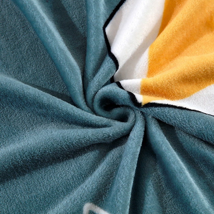 91家纺网 家纺一手货源 找家纺 赋雅 新款300克双面绒毯子超柔加厚云貂绒法莱绒 幻想 绿