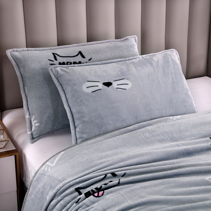 91家纺网 家纺一手货源 找家纺 赋雅 新款300克双面绒毯子超柔加厚云貂绒法莱绒 喵喵喵