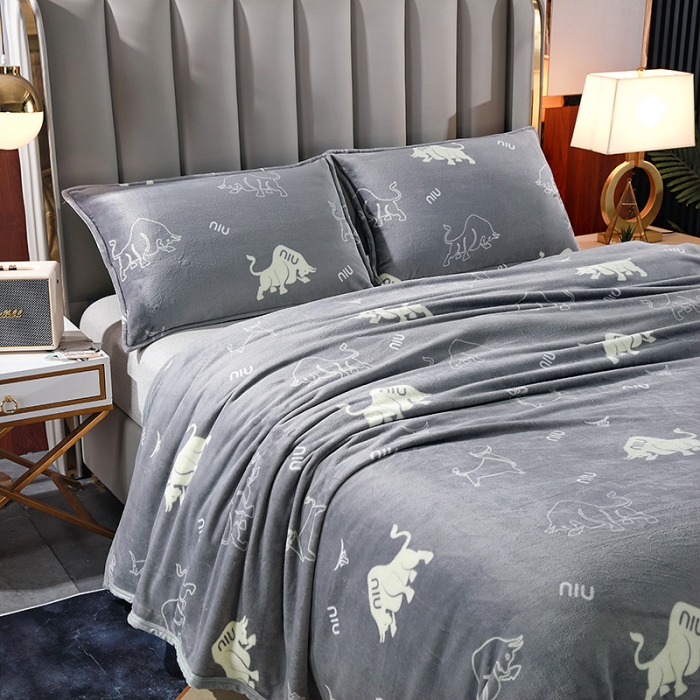 91家纺网 家纺一手货源 找家纺 赋雅 新款300克双面绒毯子超柔加厚云貂绒法莱绒 牛牛