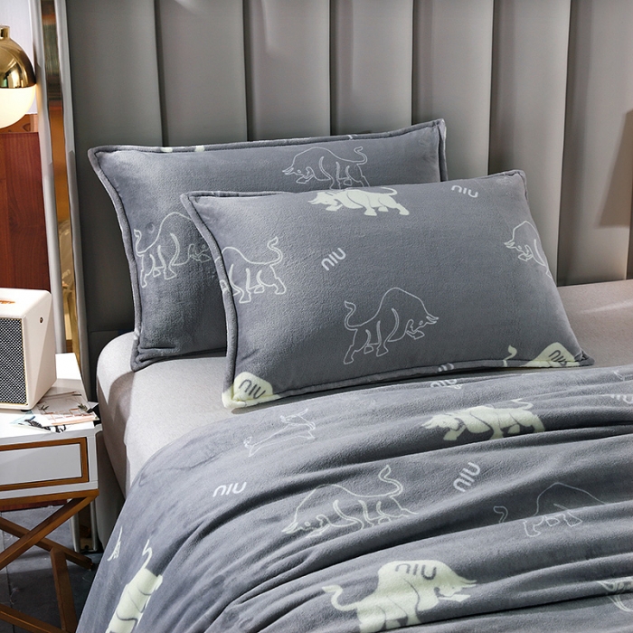 91家纺网 家纺一手货源 找家纺 赋雅 新款300克双面绒毯子超柔加厚云貂绒法莱绒 牛牛