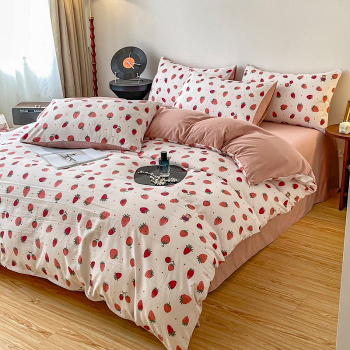 91家纺网 家纺一手货源 找家纺 一比一 直播爆款超柔提花小竺棉法式复古亲肤水洗四件套 草莓啵啵