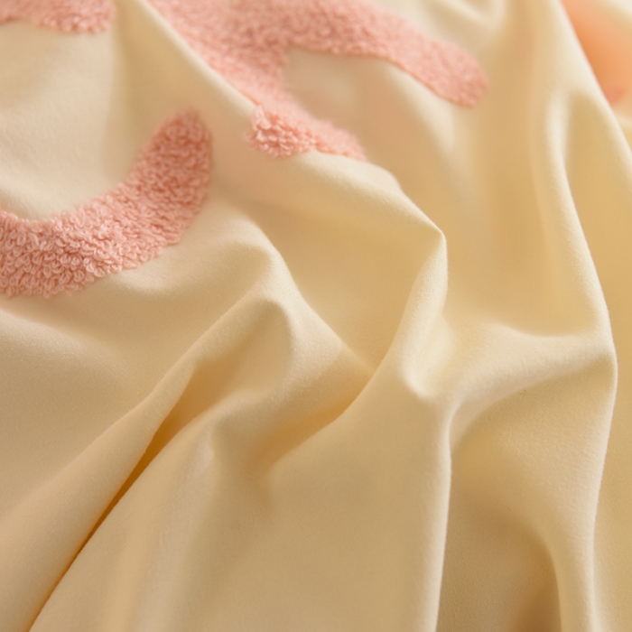 91家纺网 家纺一手货源 找家纺 梦之岛 2023新款小煤球系列毛巾绣四件套 小煤球-粉