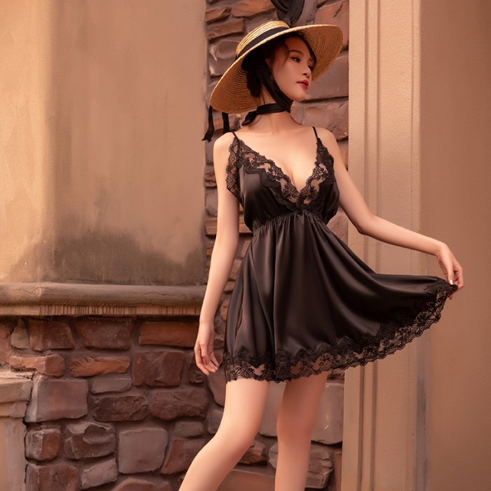 91家纺网 家纺一手货源 找家纺 洛兰沙 2023新款外贸冰丝蕾丝吊带和两件套-267小蝶 黑色