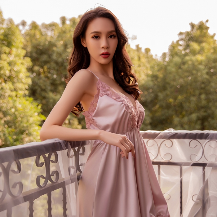 91家纺网 家纺一手货源 找家纺 洛兰沙 2023新款外贸冰丝蕾丝吊带和两件套-267小蝶 藕粉