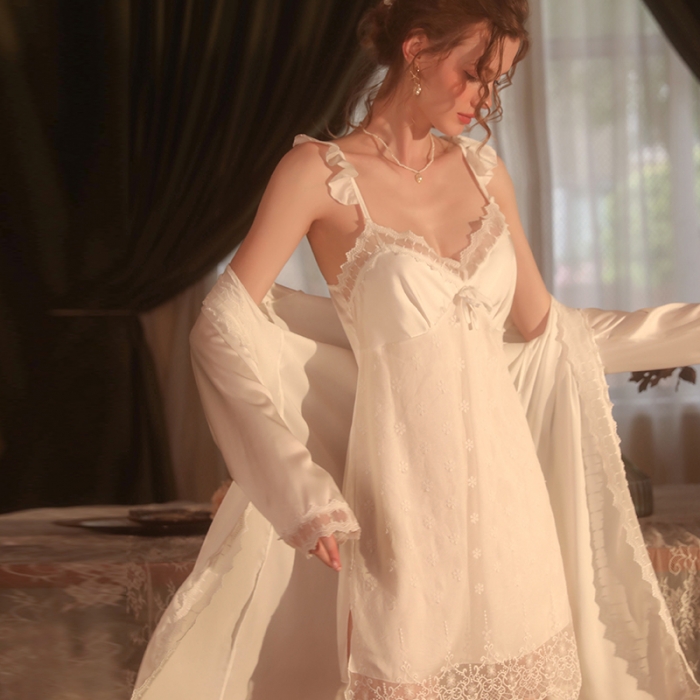 91家纺网 家纺一手货源 找家纺 洛兰沙 2023新款外贸冰丝蕾丝吊带和两件套-1574维多利亚 白色