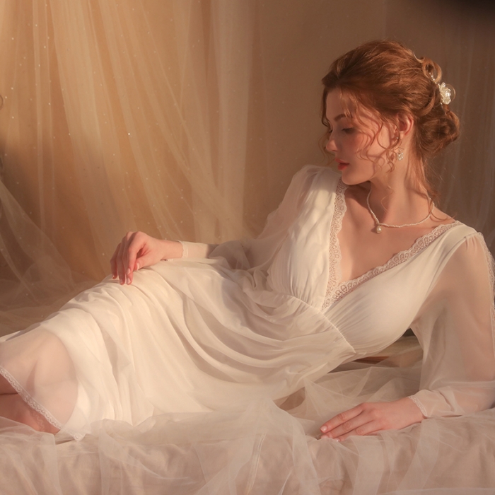 91家纺网 家纺一手货源 找家纺 洛兰沙 2023新款外贸冰丝蕾丝吊带和两件套-2055维多利亚 白色